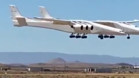 Largest Airplane Ever ✈️😳