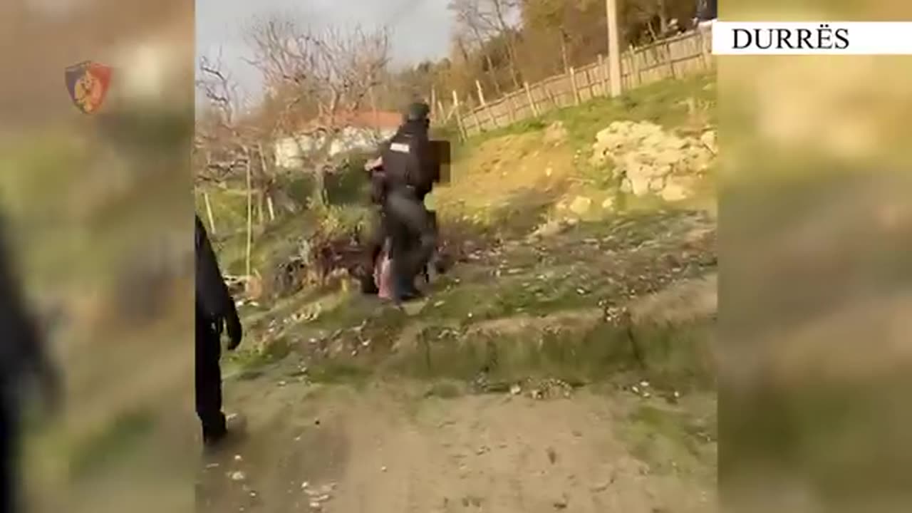 Më sëpatë në dorë i bën ekzistencë RENEA-s, arrestohet 35-vjeçari që dhunoi të atin