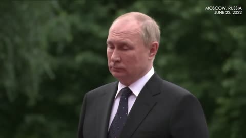 President Putin lays wreath to mark Nazi invasion of Soviet Union in World War II