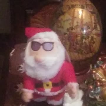 Dancing santa santa