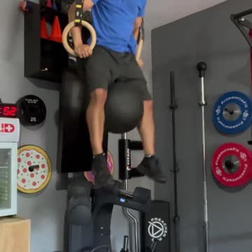 Weighted Calisthenics With 20 lbs AbMat Medicine Ball | Shredded Dad