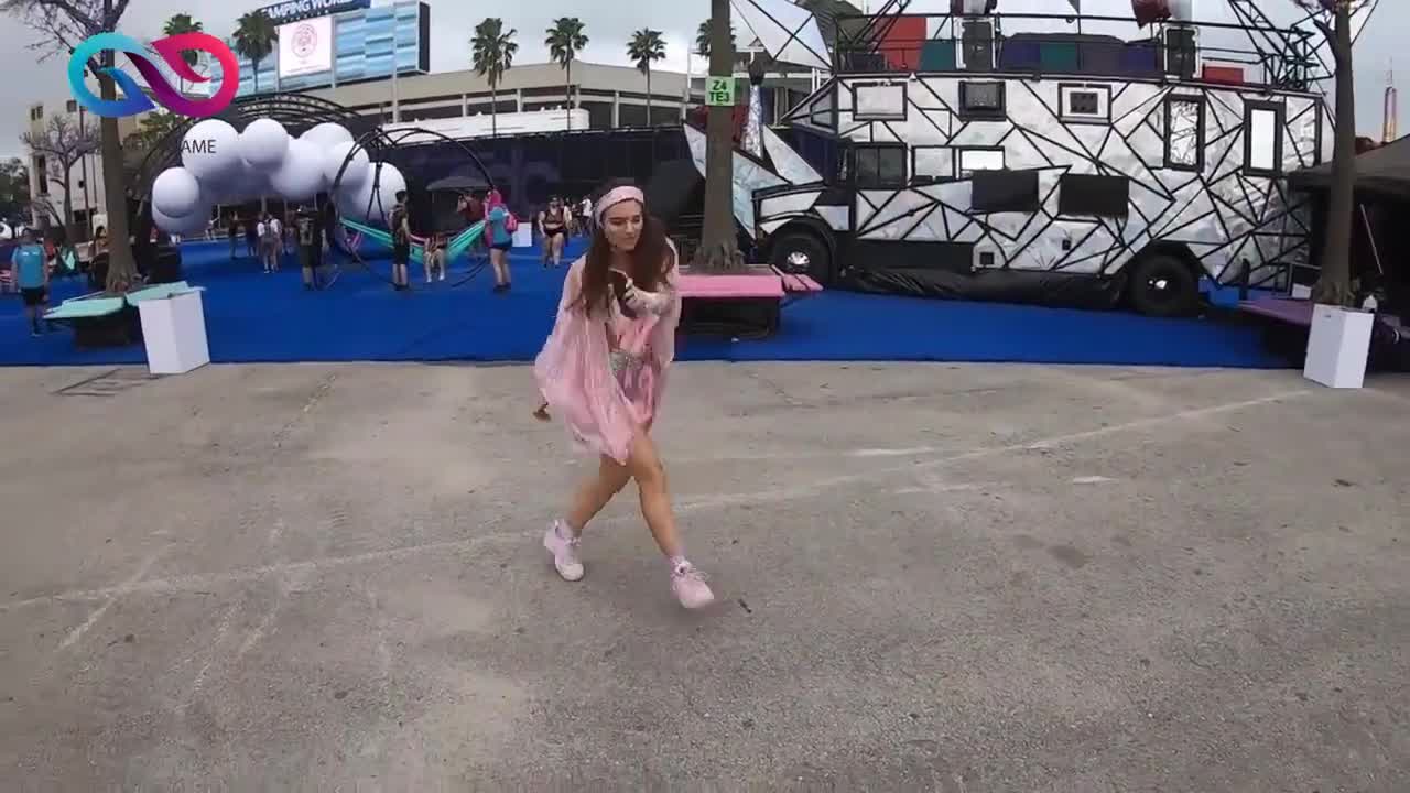 music dance road