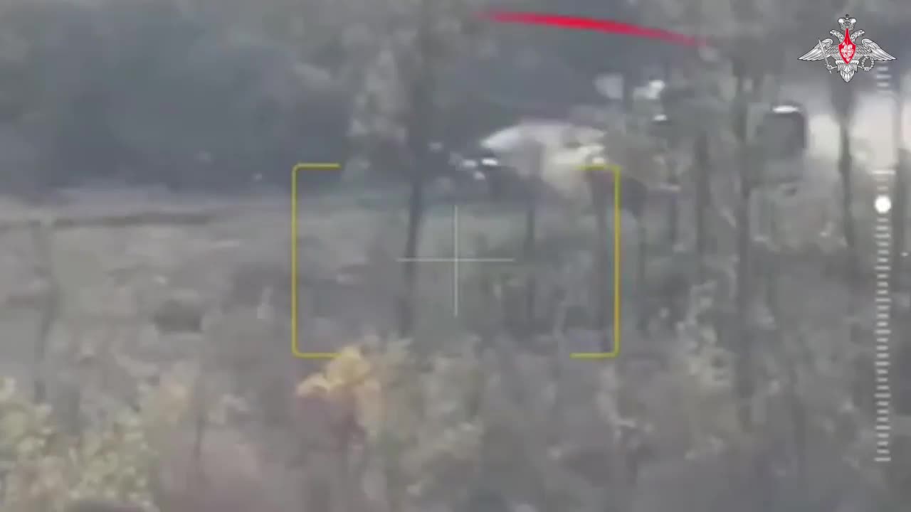 Russian video of large column of armored vehicles taking control of a village. Kurakhovsky direction