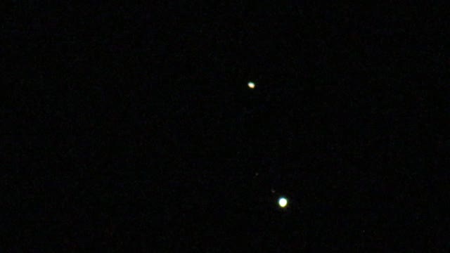 Incredible amateur footage of Saturn/Jupiter Conjunction with Jupiter Moons