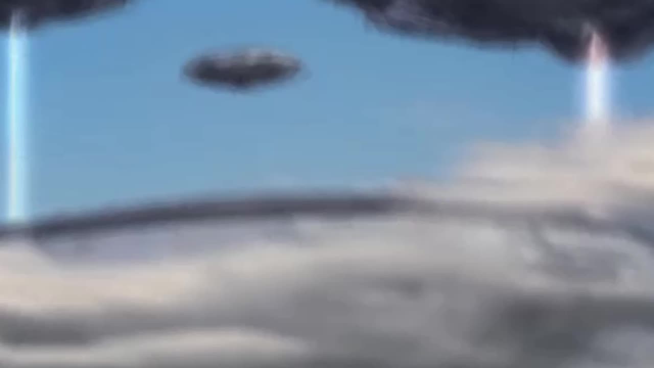 Alien Invasion CAUGHT ON CAMERA