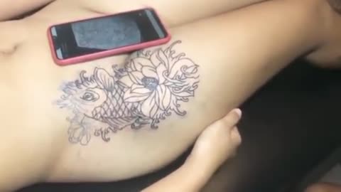 Tattoo videos lucky cellphone - live sesion tatto