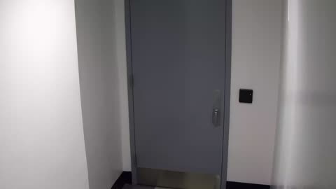 6171RHOBG2G202BStairwaySide_2021-01-06_01h00min00s487ms.mp4