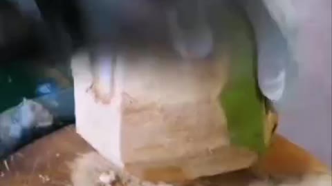 The best way to peel a shell