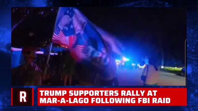 Trump Supporters Rally at Mar-a-Lago Following FBI Raid