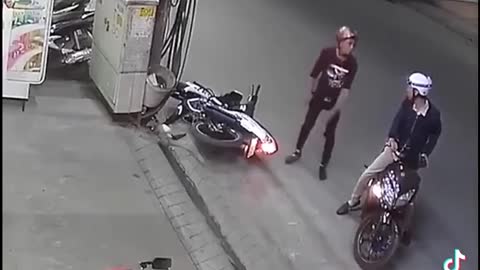 Heavy rider...😂