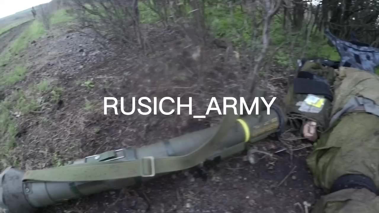 Ukrainian soldier lies on the ground along with his ATGM | Ukraine 2022