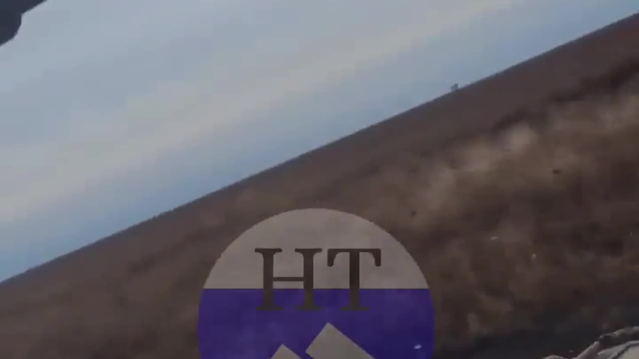 🚀🇷🇺 Russia Ukraine War | Russian IFV Driver Films Near Miss by Ukrainian ATGM | RCF