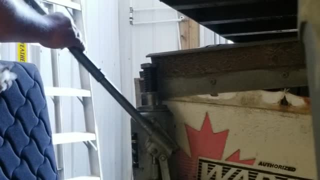 Quick way to Straighten a Bent Mudflap Hanger