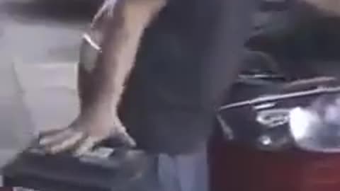 Zeus The Mechanic