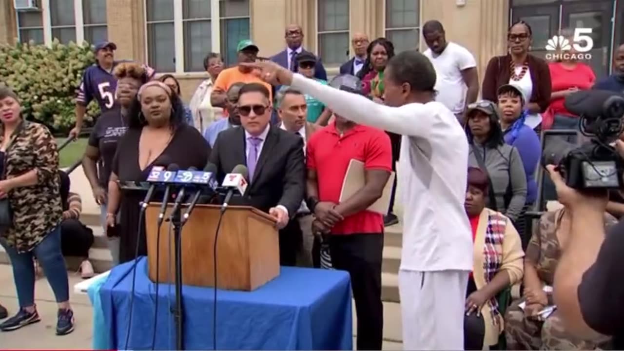 Chicago is POPPING off over #migrant issue.