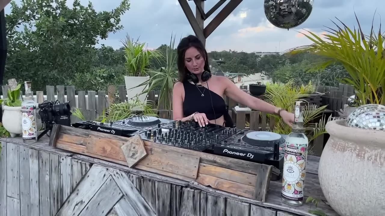 Elitsa Arsova Tulum Afro Organic Grooves