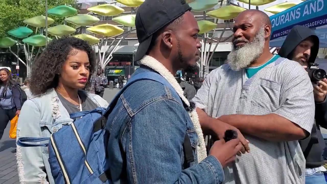 Stratford - GodLogic Goes To Ask Questions To The Muslims At Their Dawah Table, They Block Him