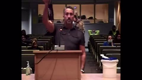 Watch this guy drop the mic 🎤