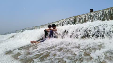 Slow motion water slide