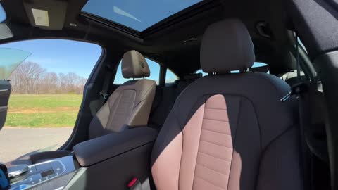 2022 BMW i4 - It's BETTER Than A Tesla Model 3!