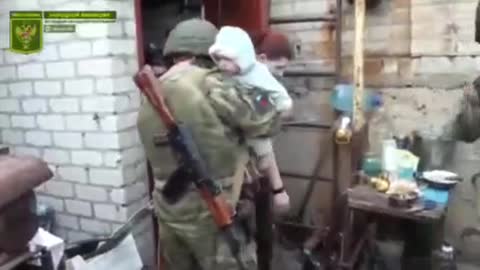 Ukrainian army locks civilians in basements and plants grenades if they want to open the door 💥.