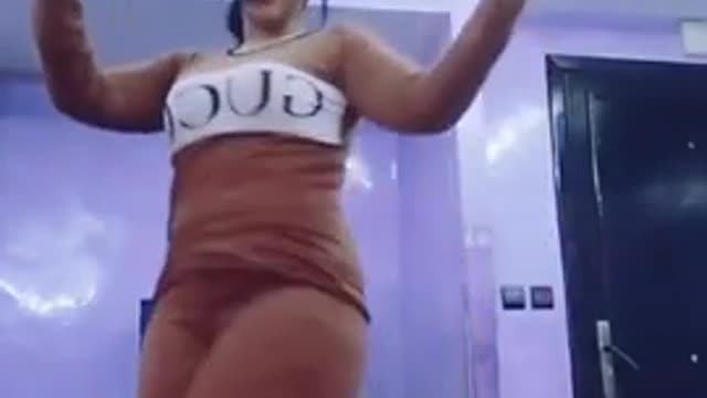 arab girl dancing in italy