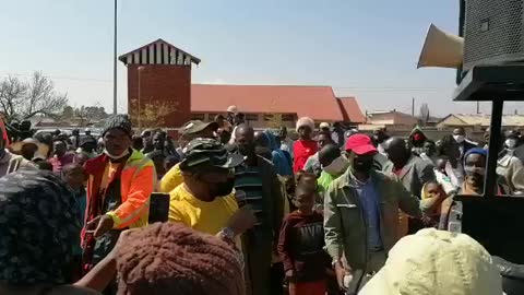 ANC Election Head Fikile Mbalula calms angry Soweto community