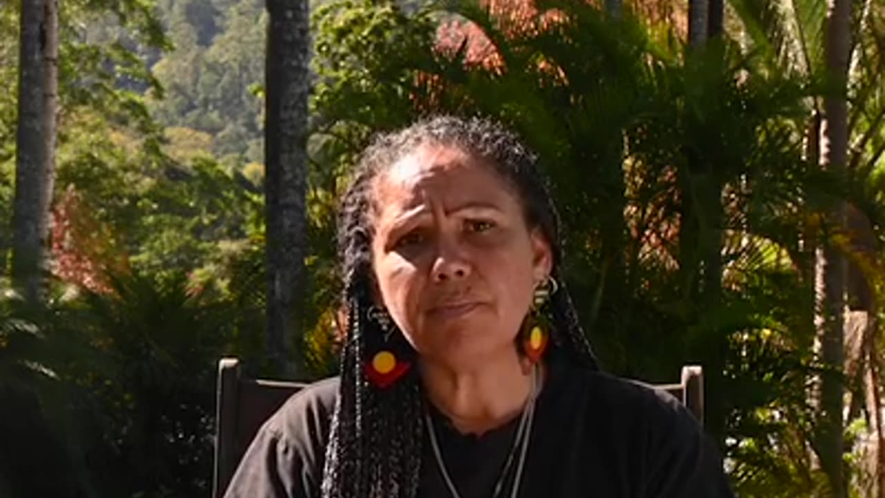 Mebbingarri Cindy Roberts re The Voice