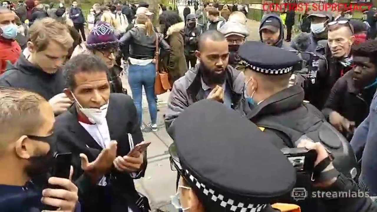 ❤Banksy Style Live At Speakers Corner, #hatun #tommy