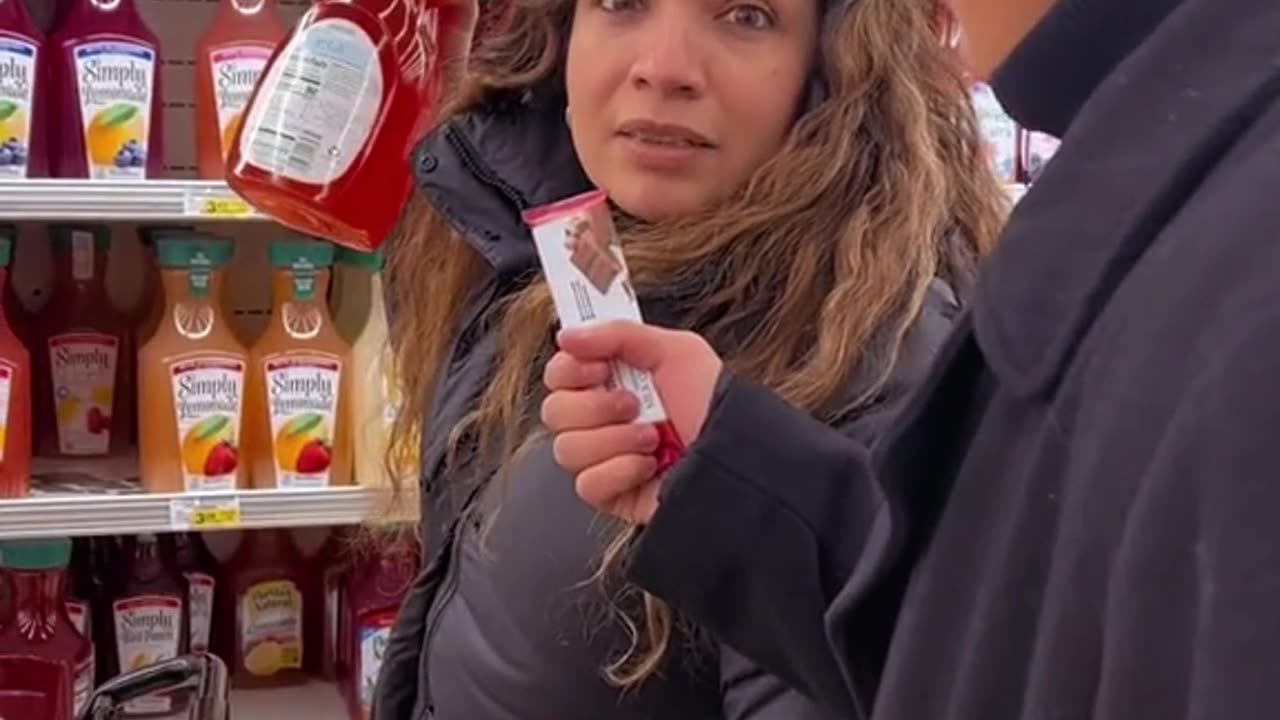 Tramp alebo Biden? prieskum v obchoďáku