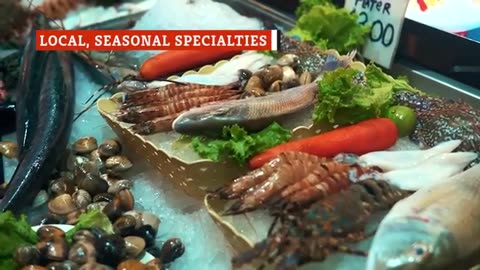 10 Seafood Dishes You'll Never Catch Chefs Eating