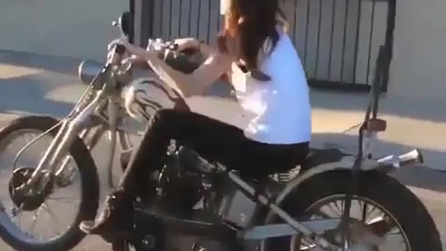 HARLEY DAVIDSON LADY | You go Girl!!!