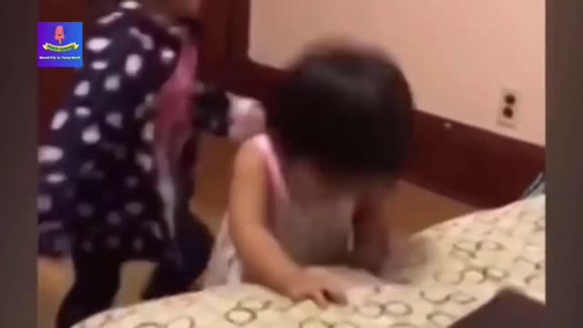 Fails Baby Video-Funny Baby Fails, Fun And Fails Baby Videos #12