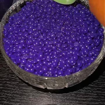 A Sensational Review of Sexy Smooth Purple Seduction Synthetic Hard Wax by @ja.yybeautyetc! 💜