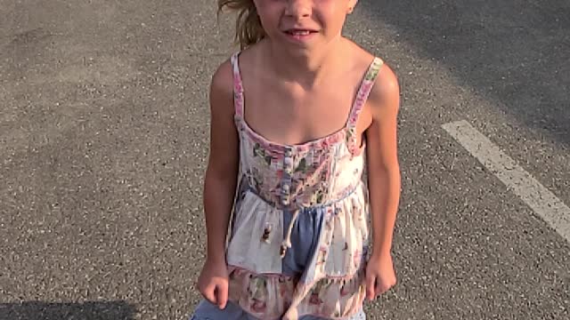 Slo Mo, Moe Moe