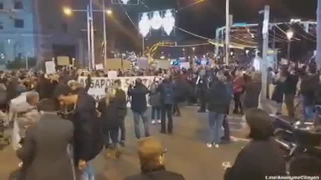 Barcelona spent the holiday season protesting for Freedom against mandates