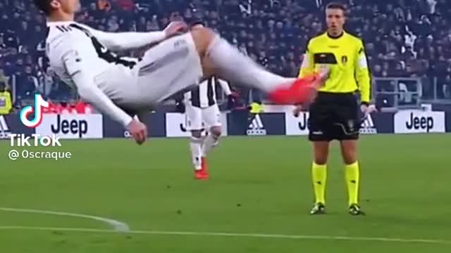 Cristiano Ronaldo gol baike