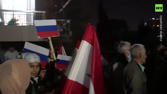 RT. Beirut locals gather in solidarity with Russia at Moscow's embassy