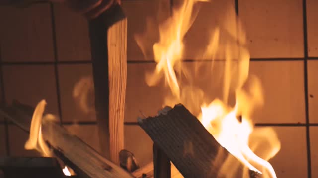 Wood Burning Video - Fireplace Video