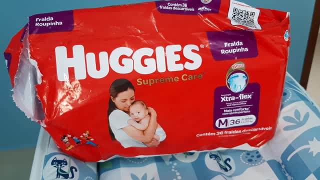 Fralda de vestir - Fralda tipo roupa - Huggies Supreme Care - Fralda Huggies