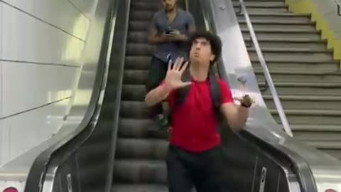 Invisible glass🤣🤣🤣