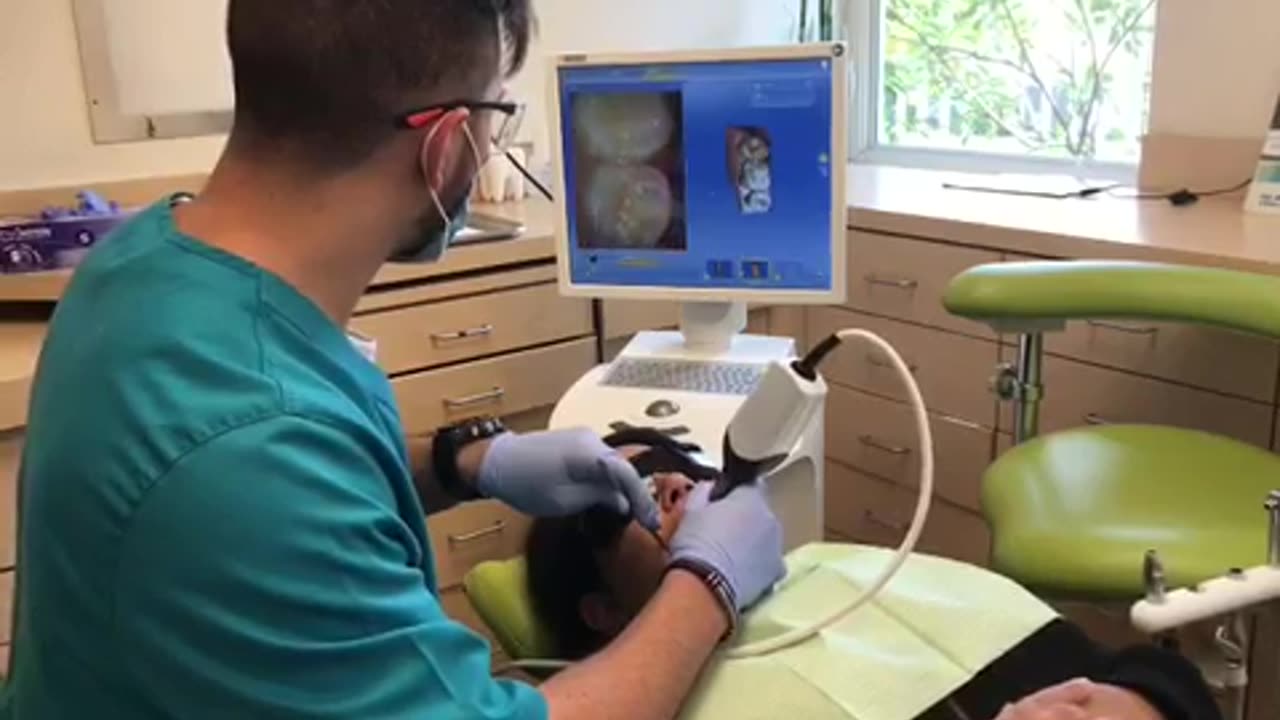 Unbelievable! Instant Smile Upgrade with 3D Printed Crowns in Only an Hour