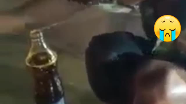 आस्था पर भूख भारी, अयोध्या ।। बुझे दिए से तेल निकल रहे मासूम ।।