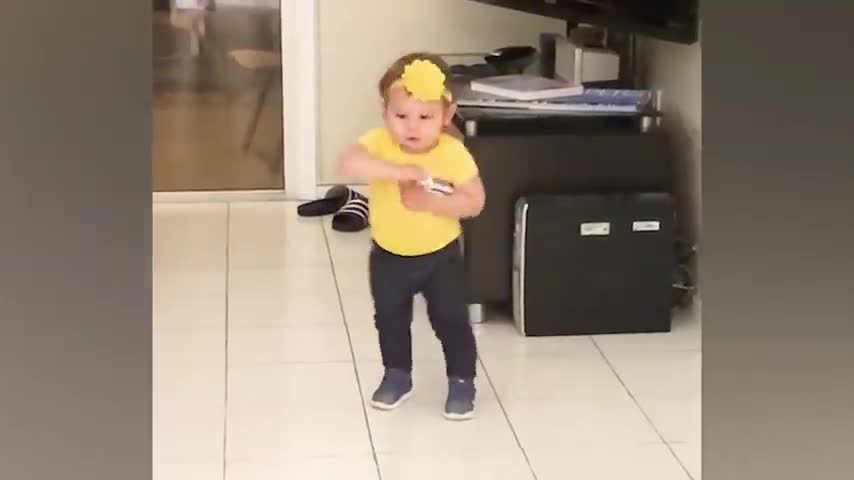 CUTE BABBIES dancing to Jerusalem dance, SO FUNNY AND CUTE