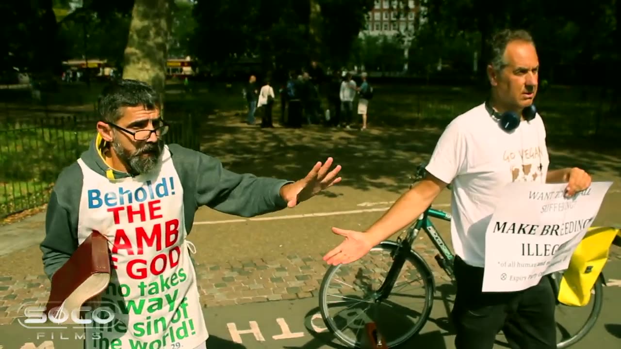 SPAT ON PREACHING INTERRUPTED Ex Muslim Christopher Speakers Corner