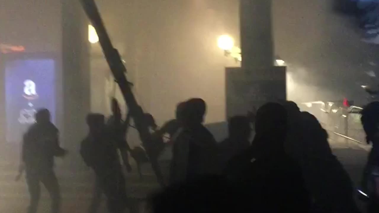 Feb 1 2017 Berkeley Milo's speech 1.5.0 Antifa attack light pole generator