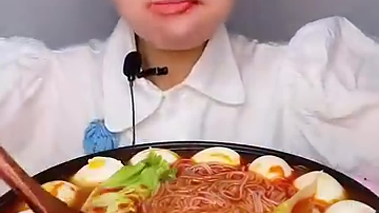 ASMR CHINESE EATING