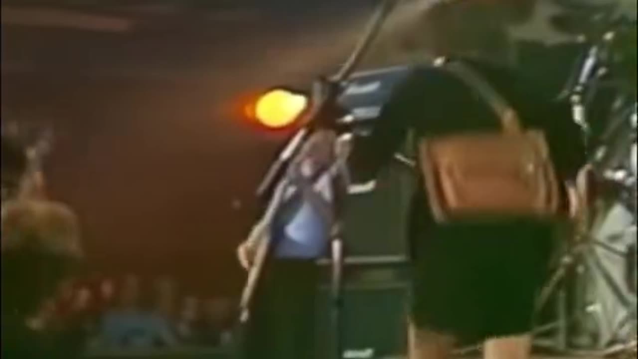 AC/DC - ( Very Rare ) Live In Paris ~ Sin City