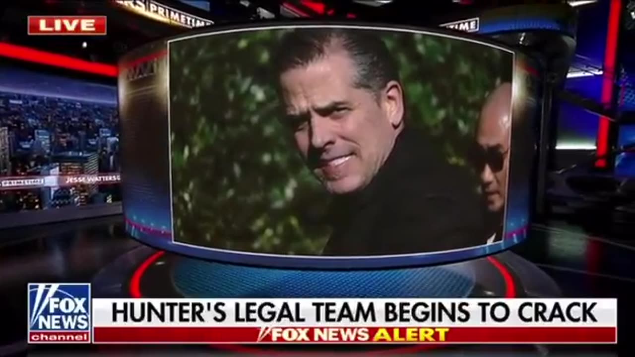 JUST IN - Hunter Biden’s defense attorney has abruptly quit.