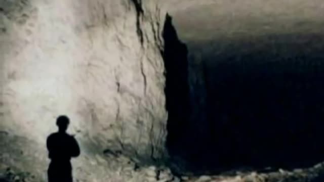 Duboke podzemne vojne baze D.U.M.B.-a